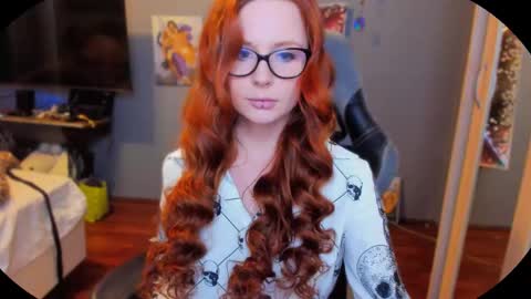 Snapshot of klementinagirl chatting on February 23, 8:22 pm Klementinafanslyklementina6661 online show from February 23, 8:22 pm