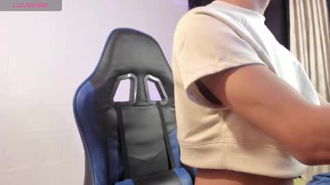 KLEO online show from November 27, 11:29 pm