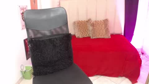 Snapshot of kleo_princess18 chatting on December 17, 10:11 pm kleo online show from December 17, 10:11 pm