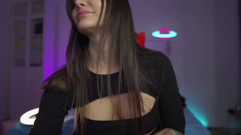 Alice online show from December 2, 6:54 pm