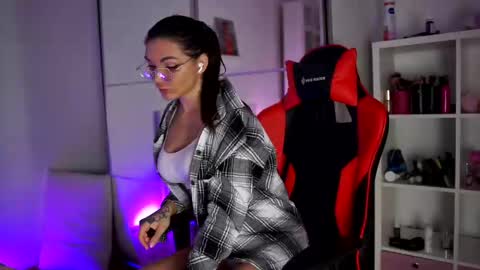 Alice online show from February 27, 8:28 am