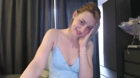 Snapshot of kleopatra__ chatting on June 29, 10:15 am kleopatra__ online show from June 29, 10:15 am