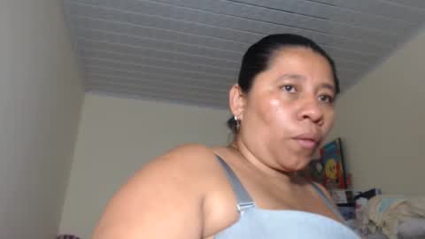 Snapshot of kloe_boobs chatting on February 25, 11:55 pm Kloe online show from February 25, 11:55 pm