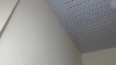 Snapshot of kloe_boobs chatting on March 6, 8:59 pm Kloe online show from March 6, 8:59 pm
