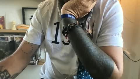 knicker76 online show from September 29, 8:19 am