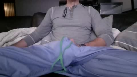 Knight3975 online show from November 30, 6:06 am