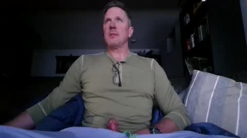 Knight3975 online show from April 17, 6:27 am