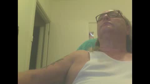 knobout online show from January 8, 10:26 am