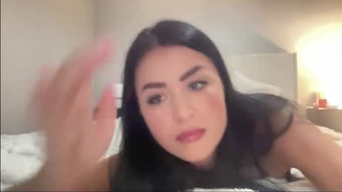 Snapshot of kobi_and_zeina chatting on June 20, 9:39 pm kobi_and_zeina online show from June 20, 9:39 pm