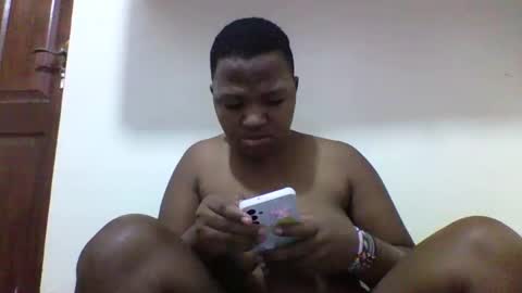 Snapshot of koffi639202 chatting on January 17, 12:53 am koffi639202 online show from January 17, 12:53 am