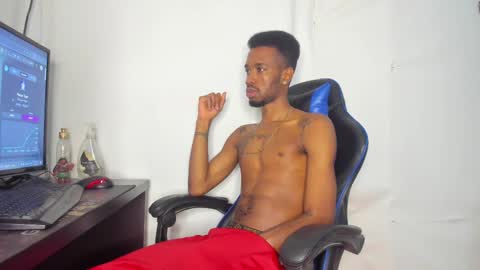 Snapshot of kofi_exotic_ chatting on February 27, 5:36 pm kofi online show from February 27, 5:36 pm