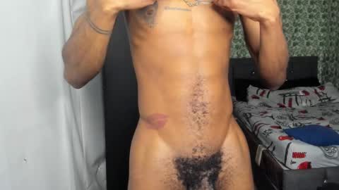 Snapshot of kofi_exotic_ chatting on November 26, 9:27 pm kofi online show from November 26, 9:27 pm