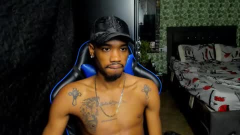 Snapshot of kofi_exotic_ chatting on November 29, 1:41 am kofi online show from November 29, 1:41 am