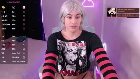  Riley  online show from May 28, 7:11 pm