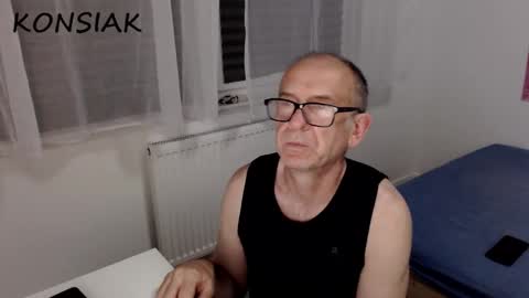 Komsiak online show from September 19, 8:09 pm