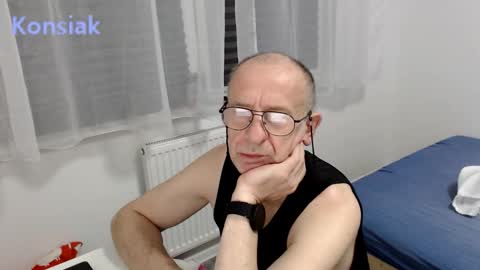 Komsiak online show from January 10, 4:53 pm