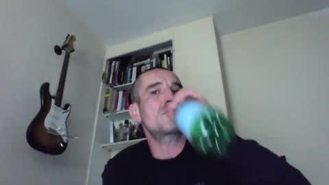 Snapshot of konyfer1985 chatting on January 18, 5:44 am konyfer1985 online show from January 18, 5:44 am
