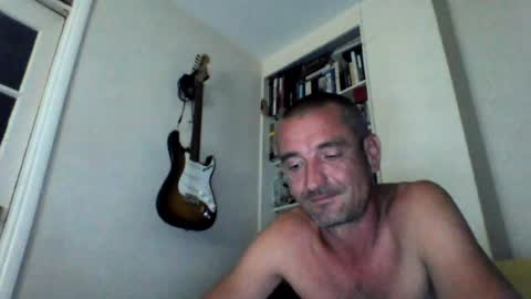 Snapshot of konyfer1985 chatting on July 5, 2:07 am konyfer1985 online show from July 5, 2:07 am