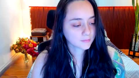 Kora Shadow online show from December 20, 7:10 pm