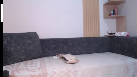 Snapshot of koral_27 chatting on July 3, 1:06 pm koral_27 online show from July 3, 1:06 pm