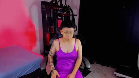 Sara  Altgirl  online show from November 18, 1:15 pm