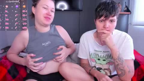 Twiix online show from February 7, 3:49 pm