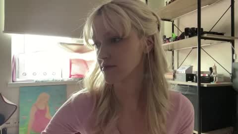 Ariela online show from June 4, 2:45 pm