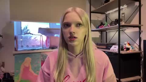 Ariela online show from June 16, 7:27 pm