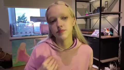 Ariela online show from June 25, 7:18 pm