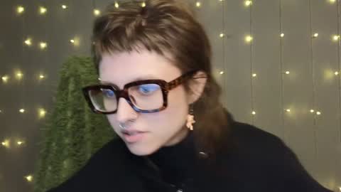 Snapshot of kortny_yo chatting on December 1, 5:02 pm Kortny online show from December 1, 5:02 pm