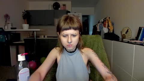 Snapshot of kortny_yo chatting on November 7, 3:45 pm Kortny online show from November 7, 3:45 pm