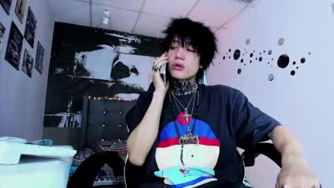 Snapshot of koryu_skull chatting on February 18, 10:17 pm KORYU online show from February 18, 10:17 pm