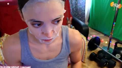 Gal online show from February 9, 9:02 am