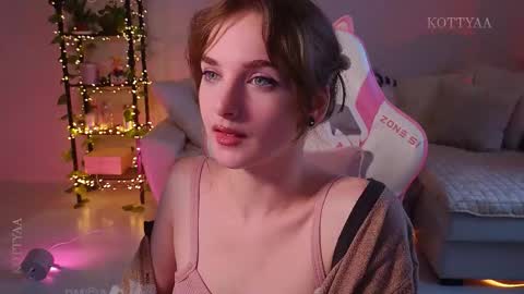 Kottyaa cb FOLLOWING  online show from October 5, 12:58 pm