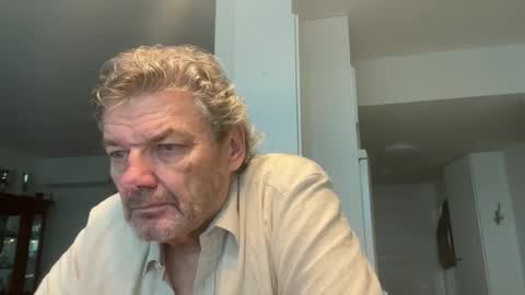 kovapoika online show from October 12, 7:51 am