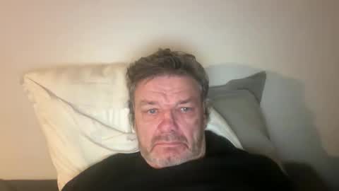 kovapoika online show from October 16, 6:53 pm