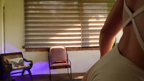 kozzy_ online show from January 13, 6:38 pm