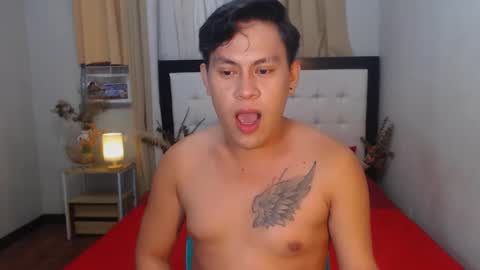 Snapshot of kramerfoxx chatting on December 14, 7:03 pm Kramer online show from December 14, 7:03 pm