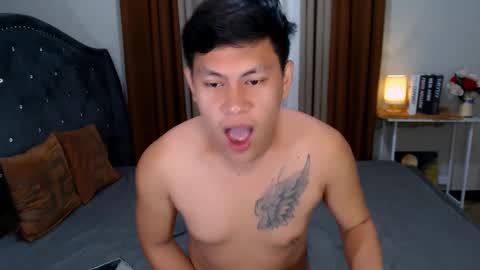 Snapshot of kramerfoxx chatting on December 16, 4:45 am Kramer online show from December 16, 4:45 am