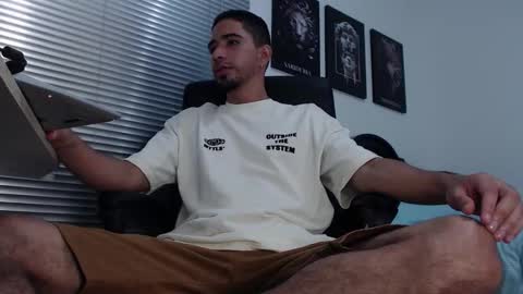 kratoswolf online show from February 20, 7:47 pm