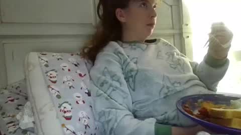 krazyred1027 online show from February 24, 1:14 am