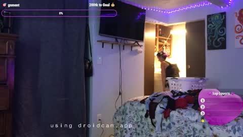 kreamyk420 online show from November 19, 1:44 pm