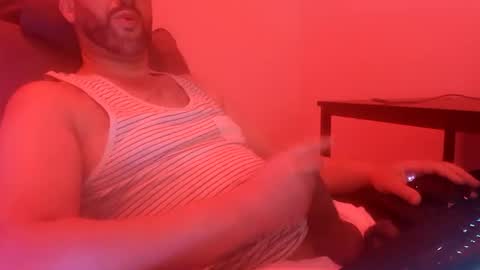 Snapshot of krime59100 chatting on June 24, 2:21 am krime59100 online show from June 24, 2:21 am