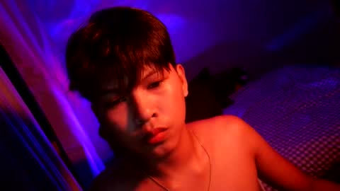 krimpie_xx online show from June 22, 12:24 pm