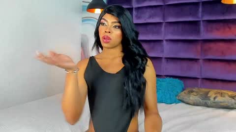 Snapshot of kris_kane chatting on January 16, 3:56 am kriss online show from January 16, 3:56 am