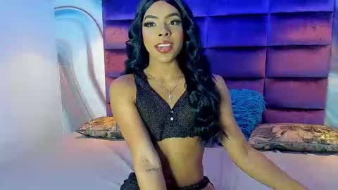 Snapshot of kris_kane chatting on February 18, 11:19 pm kriss online show from February 18, 11:19 pm