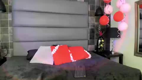 Snapshot of kris_kane chatting on September 20, 4:57 am kriss online show from September 20, 4:57 am