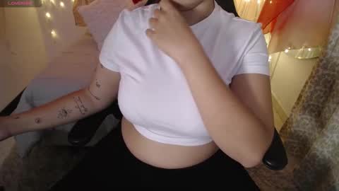 Snapshot of krishnaveni435486 chatting on November 29, 1:14 pm Krish online show from November 29, 1:14 pm