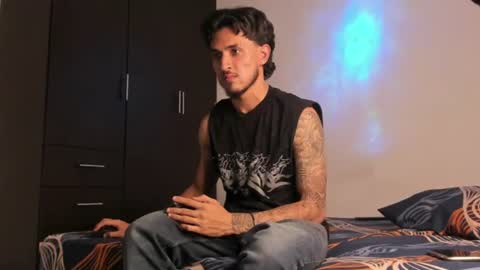 Kriss online show from June 24, 2:32 am