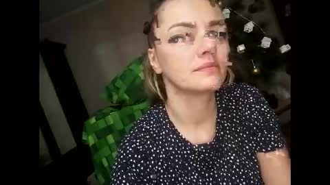 Snapshot of krisssexi chatting on December 28, 9:40 pm KrissSexi online show from December 28, 9:40 pm